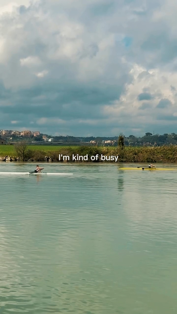 Ci sono passioni che riescono sempre a ritagliarsi il loro spazio.

Quelle che ti fanno alzare presto, tornare ogni giorno e condividere emozioni che valgono più del tempo che richiedono.

Il canottaggio è una di queste. 🚣‍♂️

Per maggiori informazioni, contattaci.

#tevere #rowinglife #canottaggio #workout #rowing