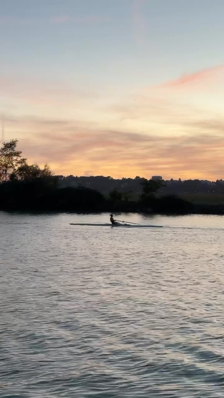 🚣 Si torna in acqua.

Dal 1° settembre il nostro Circolo riapre le porte per una nuova stagione.

Che sia per riprendere da dove avevamo lasciato o per iniziare un nuovo percorso, siamo pronti a ripartire.

🌊 Vi aspettiamo!
